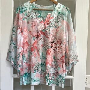 NWOT Floral/Tropical Print Women's Blouse